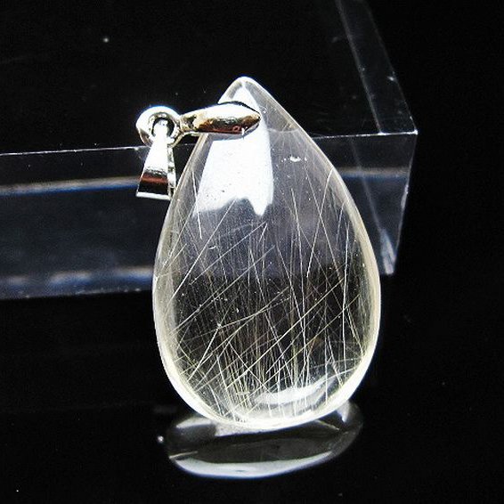 ゴールドタイチンルチル ペンダント [T134-4088]