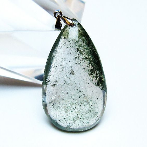 グリーンファントム ペンダント [T136-4520]