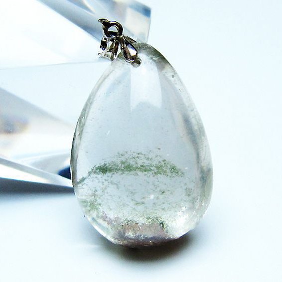 ガーデン水晶 ペンダント [T136-4542]