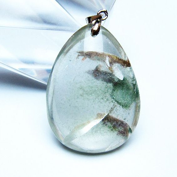 ガーデン水晶 ペンダント [T136-4550]