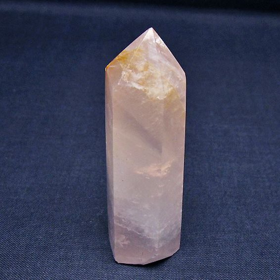 ローズクォーツ 六角柱 [t138-6433]