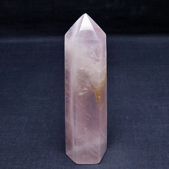 ローズクォーツ 六角柱 [t138-6502]