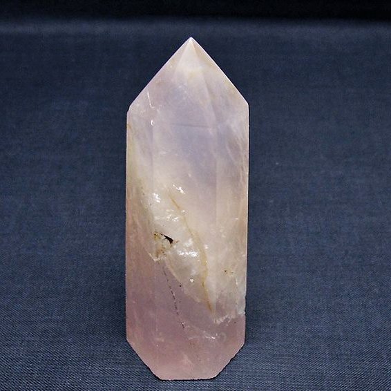 ローズクォーツ 六角柱 [t138-6518]