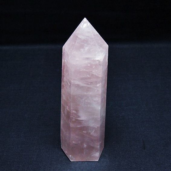 ローズクォーツ 六角柱 [t138-6708]