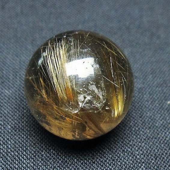 ゴールドタイチンルチル入り 水晶 丸玉 20mm [T145-2462]