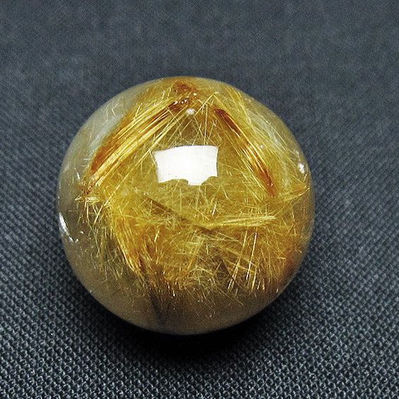 ゴールドタイチンルチル入り 水晶 丸玉 20mm [T145-2480]