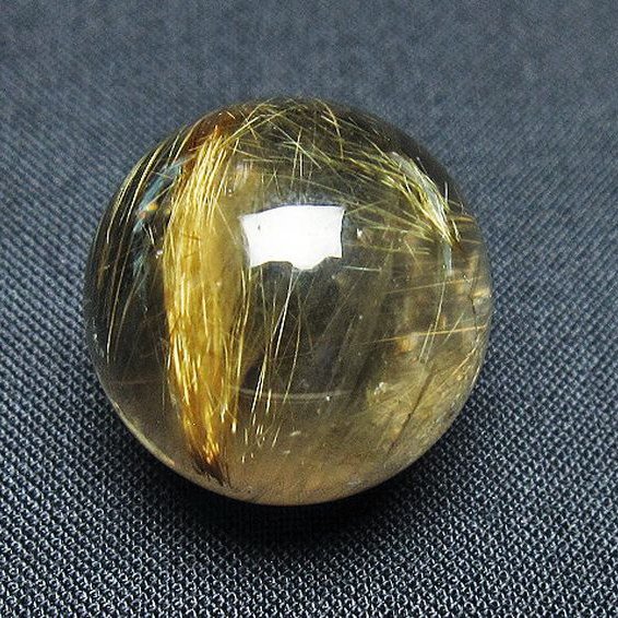 ゴールドタイチンルチル入り 水晶 丸玉 22mm [T145-2485]