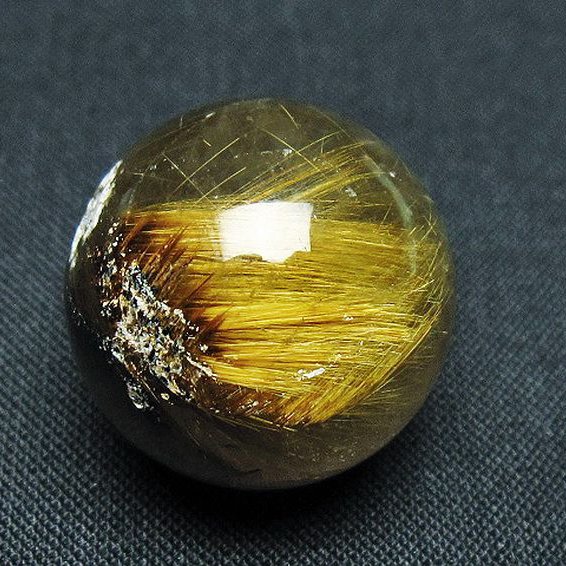 ゴールドタイチンルチル入り 水晶 丸玉 22mm [t145-2506]