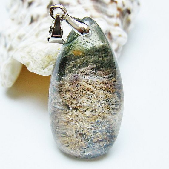 ガーデン水晶 ペンダント [t175-1962]