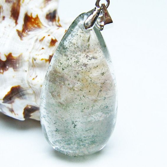 グリーンファントム ペンダント [t175-2012]