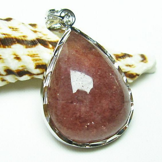 アフリカンストロベリークォーツ ペンダント [T176-5887]