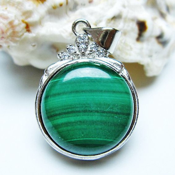 マラカイト ペンダント [t19-3832]