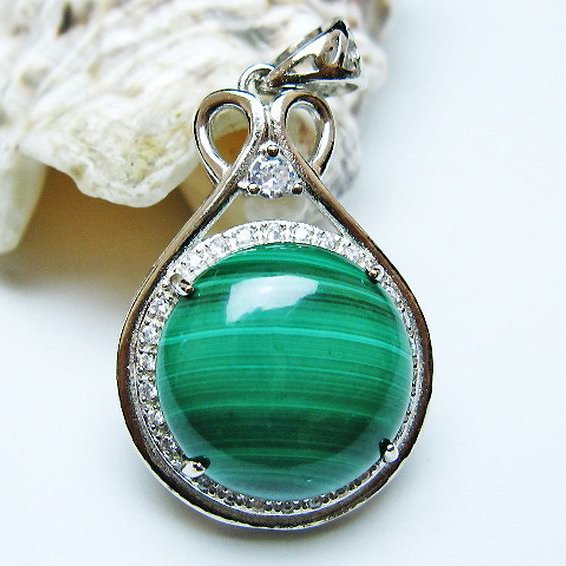 マラカイト ペンダント [t19-3914]