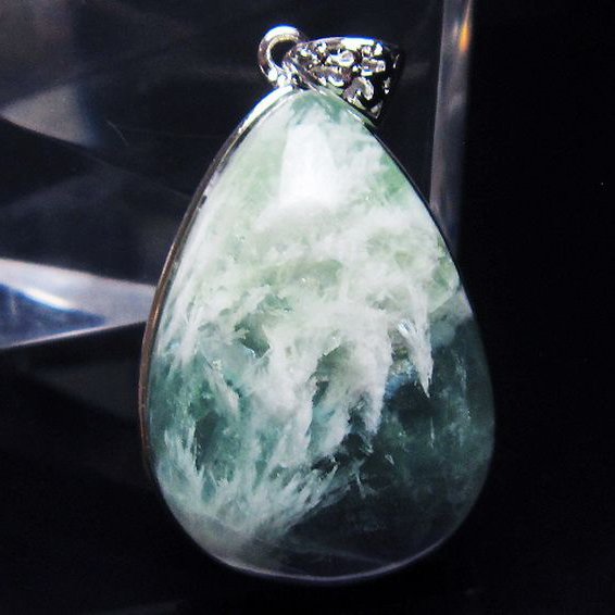 エンジェルフェザー フローライト ペンダント [T21-4615]