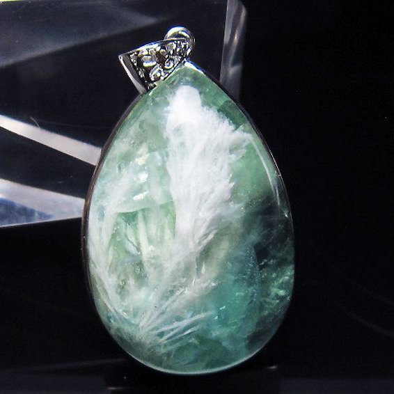 エンジェルフェザー フローライト ペンダント [t21-4625]