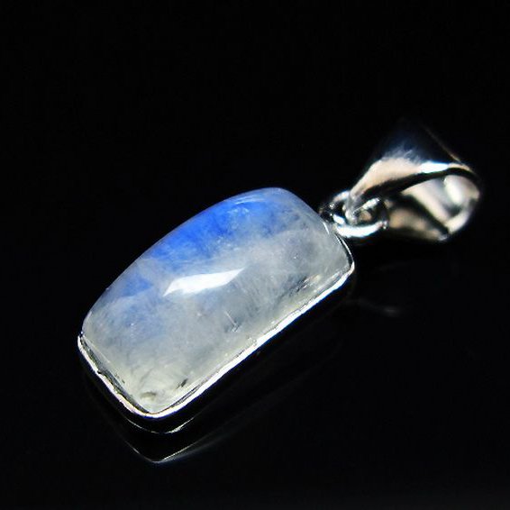 ムーンストーン ペンダント [t22-3270]