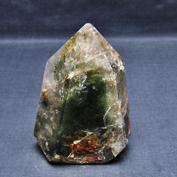 ガーデン水晶 六角柱[T222-2447]