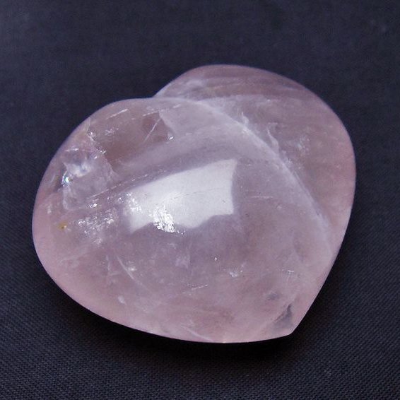 ローズクォーツハート 置物[T225-8542]