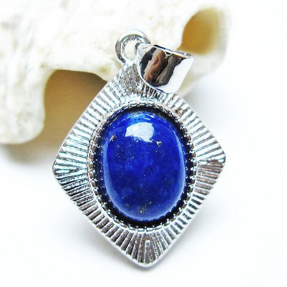 ラピスラズリ ペンダント [T25-40784]