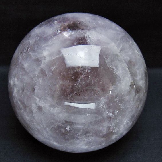 1.9Kg 虹入り アメジスト 丸玉 115mm [T259-13297]