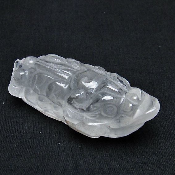 スーパーファントム水晶 金蟾  置物[T261-1319]