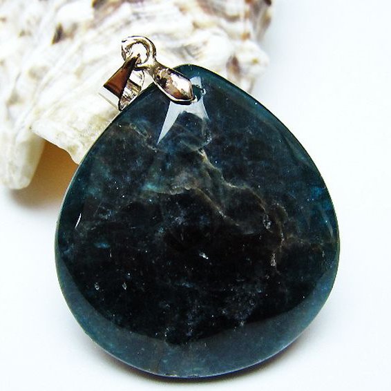 アパタイト ペンダント [t278-1545]