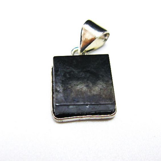 スギライト ペンダント [T291-4603]