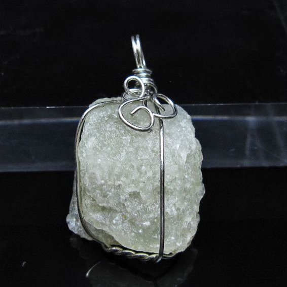 リビアングラス ペンダント [t298-1024]