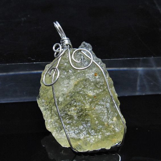 リビアングラス ペンダント [t298-1036]