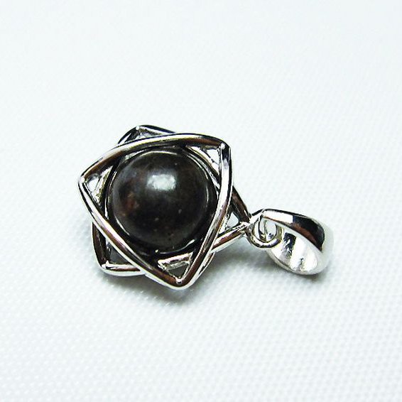 コンドライト「サハラNWA869隕石」 ペンダント [T298-377]