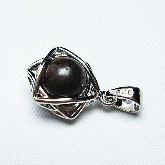 コンドライト「サハラNWA869隕石」 ペンダント [T298-401]