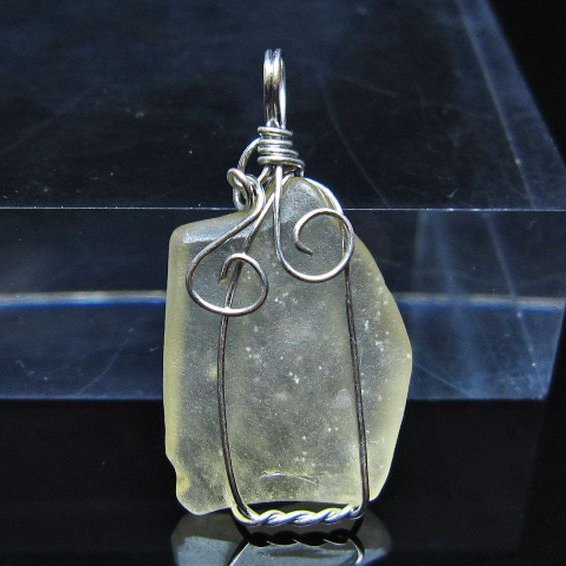 リビアングラス ペンダント [t298-824]