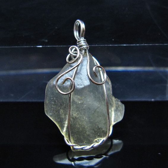 リビアングラス ペンダント [t298-869]