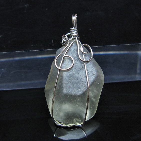 リビアングラス ペンダント [t298-919]