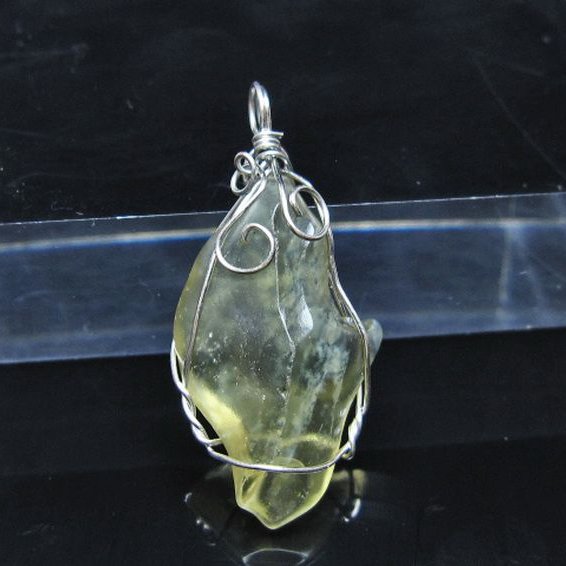 リビアングラス ペンダント [t298-981]