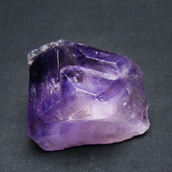アメジストカテドラルライブラリー 水晶 原石 [t299-4158]