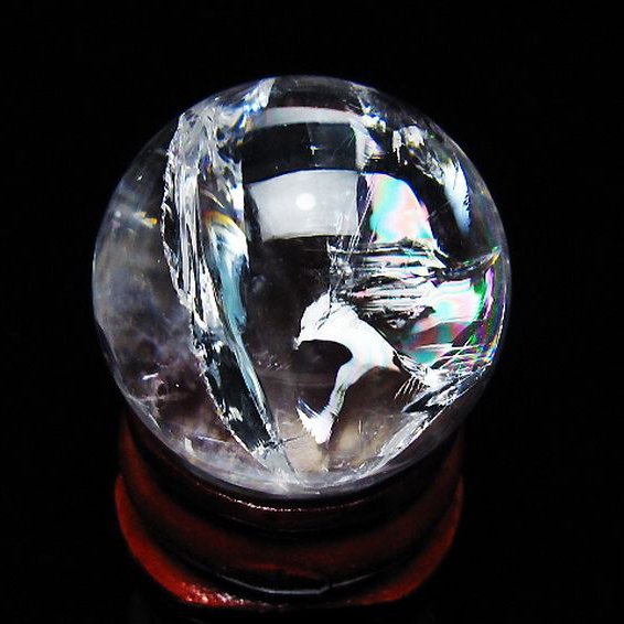 虹入り ヒマラヤ水晶 丸玉 26mm [T317-5067]