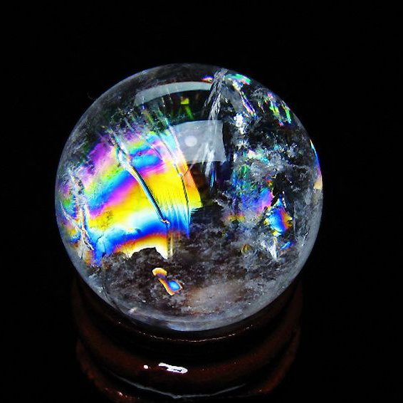 虹入り ヒマラヤ水晶 丸玉 26mm [t317-5323]