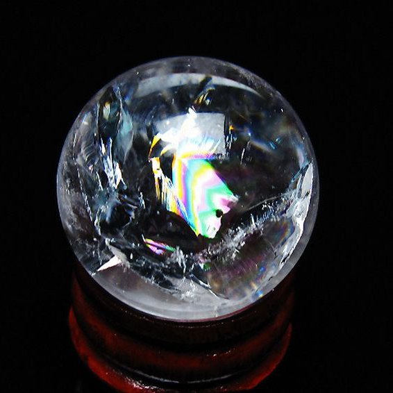 虹入り ヒマラヤ水晶 丸玉 26mm [t317-5359]