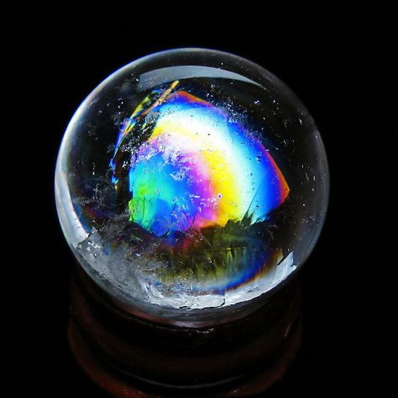 虹入り ヒマラヤ水晶 丸玉 26mm [t317-5401]