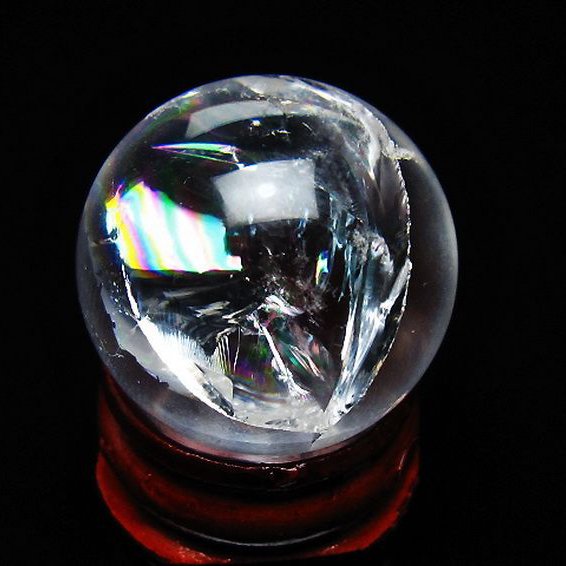 虹入り ヒマラヤ水晶 丸玉 26mm [t317-5404]