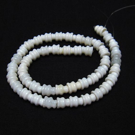 シャコガイ 葫芦 ビーズ 一連 0mm [t322-2517]