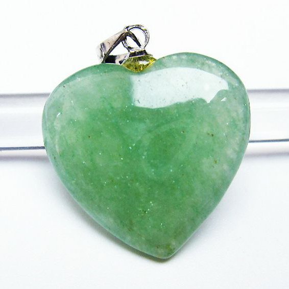 インド翡翠 ハート ペンダント [t328-1577]