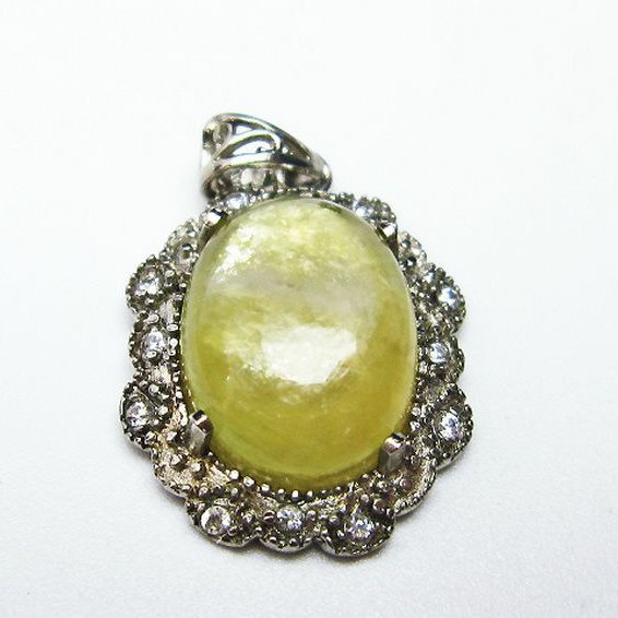 イエローマイカ　白雲母  ペンダント [T337-569]