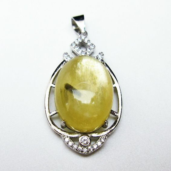 イエローマイカ　白雲母  ペンダント [T337-630]