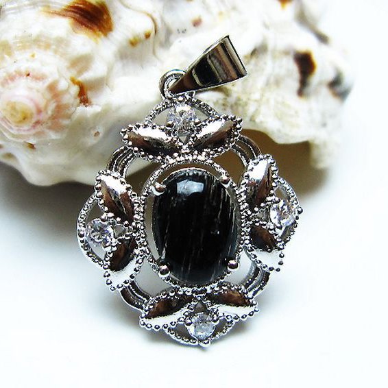 ブラックルチルクォーツ ペンダント [T343-1585]