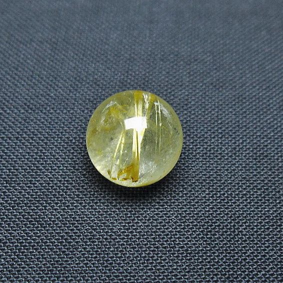 ゴールドタイチンルチル入り 水晶 丸玉 10mm [T355-1147]