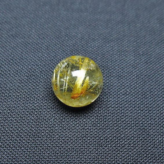 ゴールドタイチンルチル入り 水晶 丸玉 10mm [T355-1190]