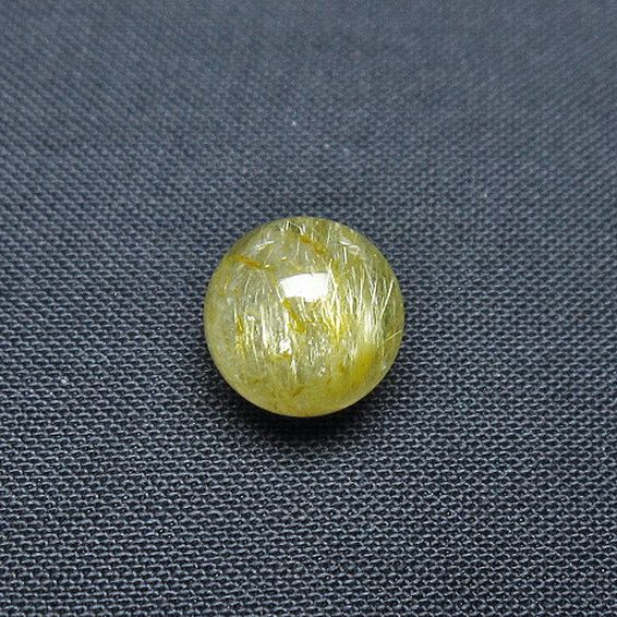 ゴールドタイチンルチル入り 水晶 丸玉 10mm [T355-1246]