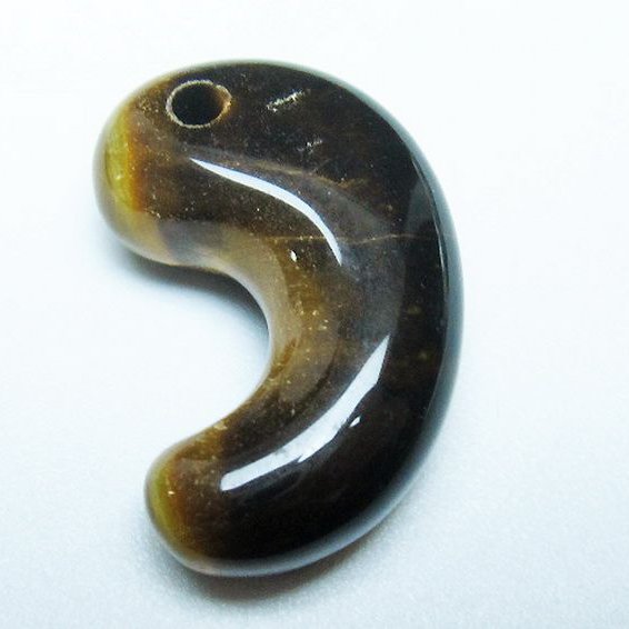 タイガーアイ※黄虎目石 勾玉[T356-1723]